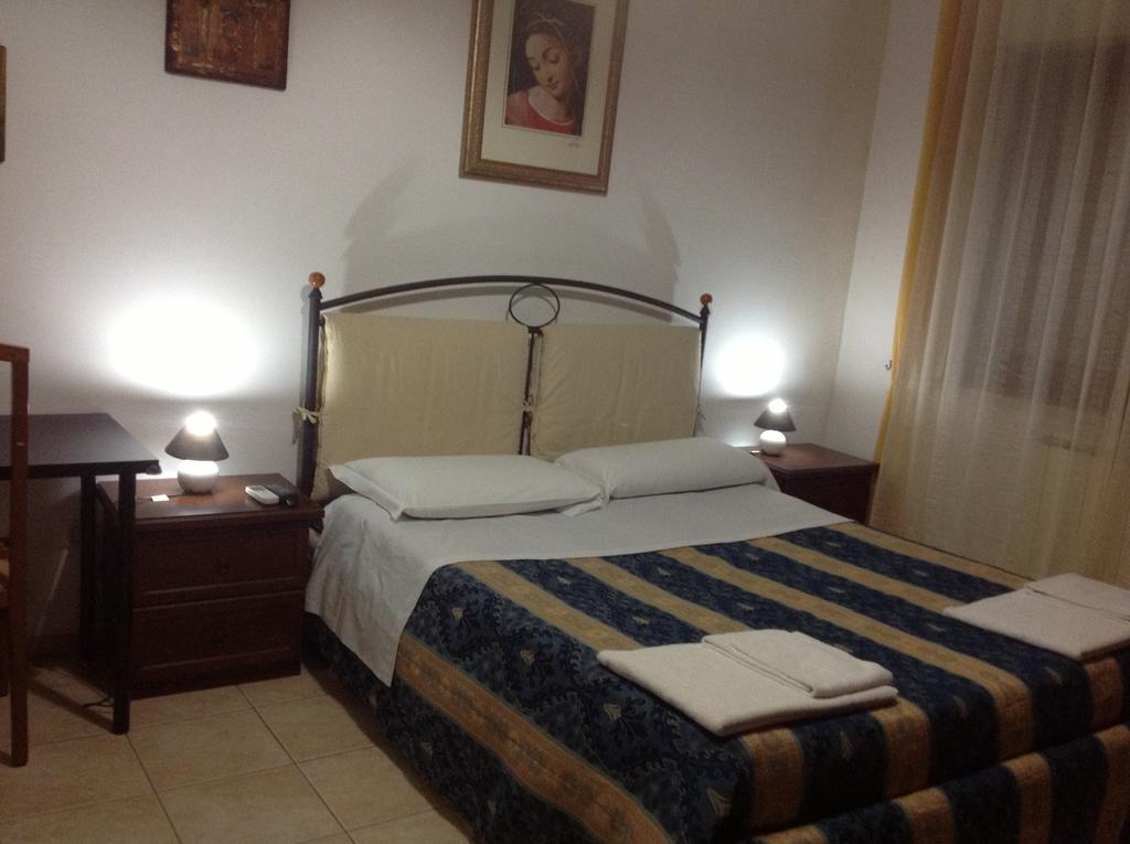 Il Focolare Bed and Breakfast Fiumicino Pokój zdjęcie